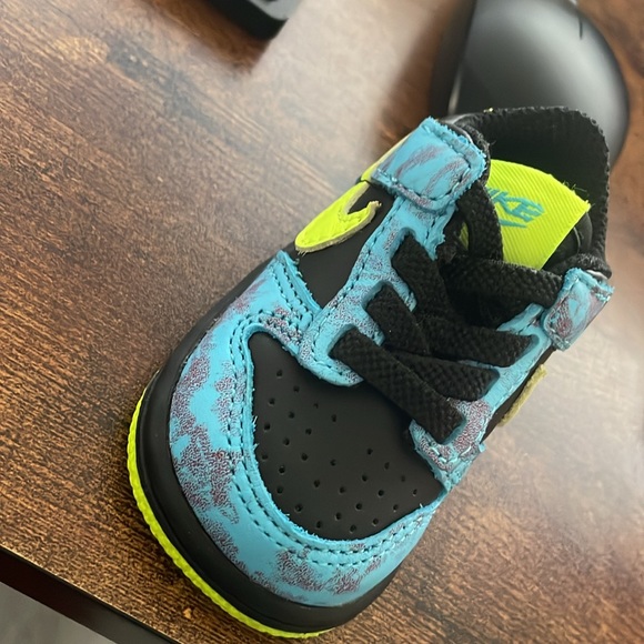 Kids nike dunk low SE 2C - Picture 3 of 3